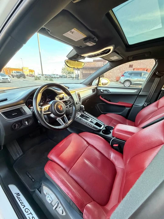 2017 Porsche Macan GTS - Image 4 of 8