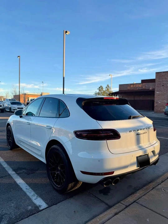 2017 Porsche Macan GTS - Image 5 of 8