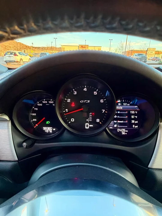 2017 Porsche Macan GTS - Image 6 of 8