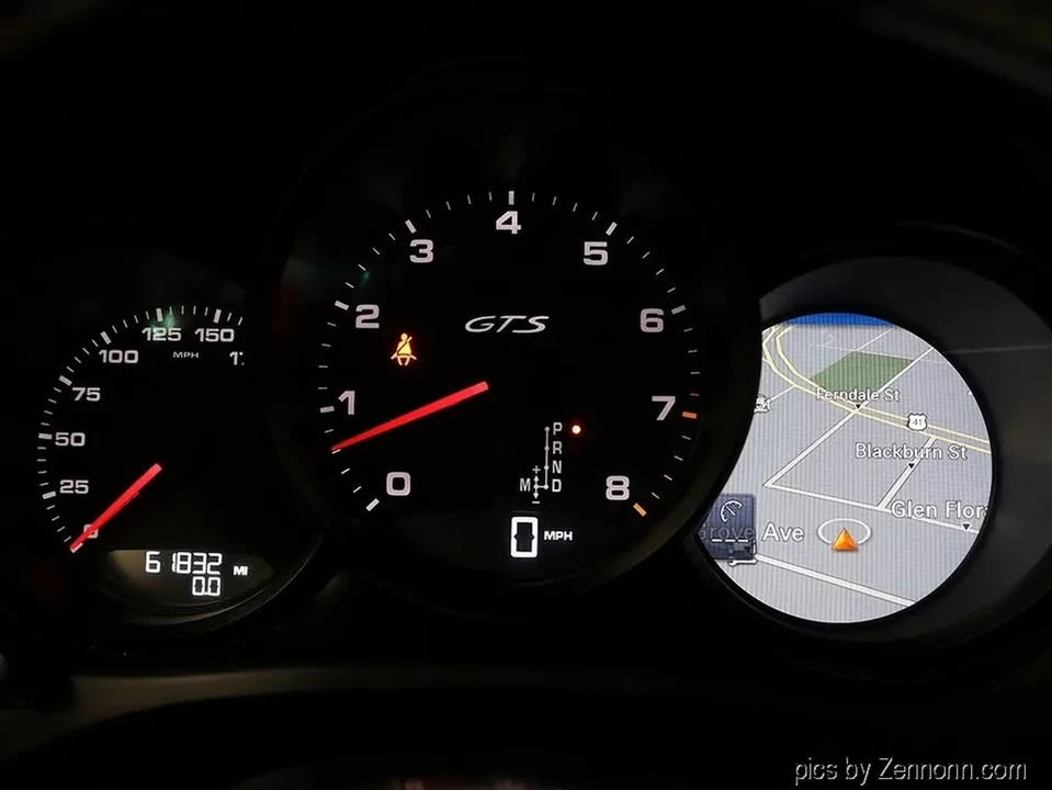 2017 Porsche Macan GTS - Image 13 of 20