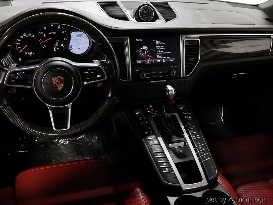 2017 Porsche Macan GTS - Image 12 of 20