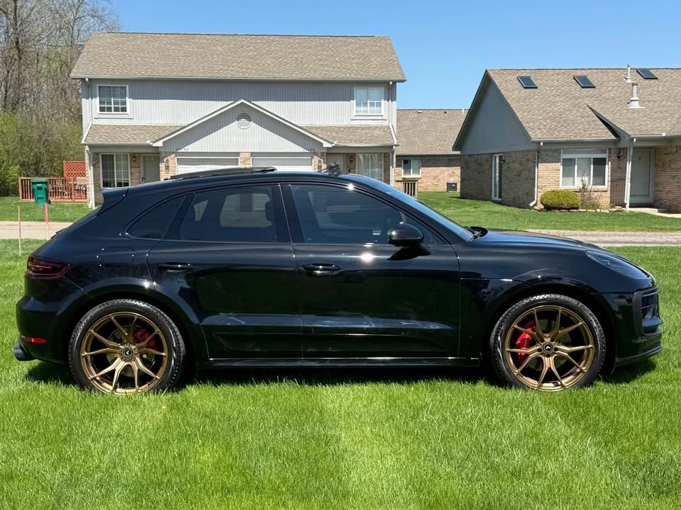 2017 Porsche Macan GTS - Image 2 of 14