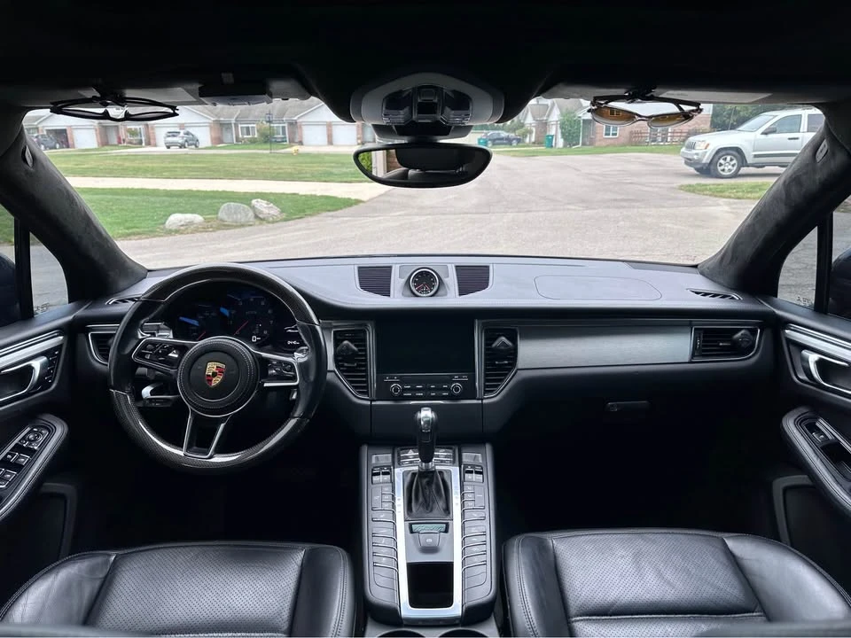 2017 Porsche Macan GTS - Image 8 of 14