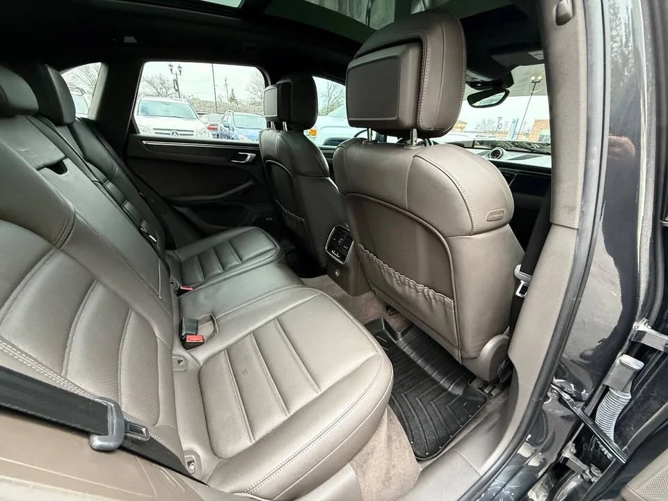 2017 Porsche Macan GTS - Image 12 of 20