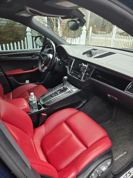 2017 Porsche Macan GTS - Image 8 of 15