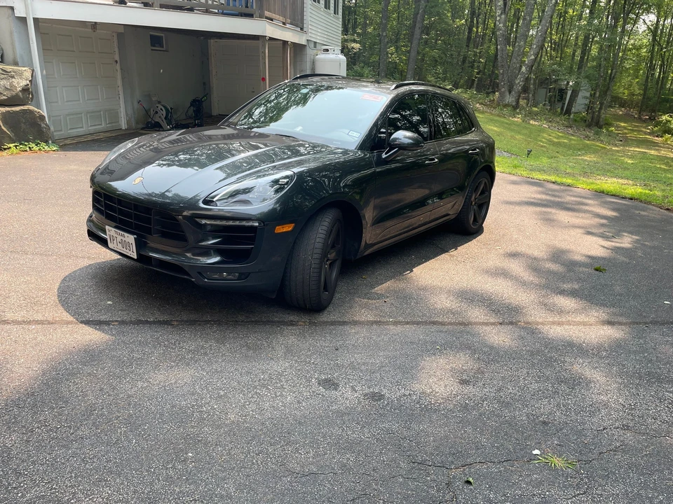 2017 Porsche Macan GTS - Image 4 of 24