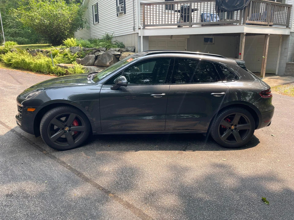 2017 Porsche Macan GTS - Image 5 of 24