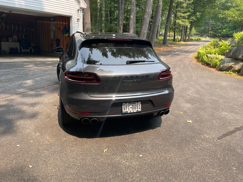 2017 Porsche Macan GTS - Image 6 of 24