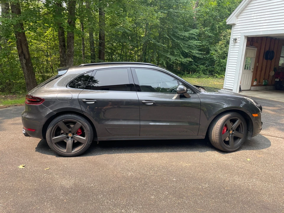 2017 Porsche Macan GTS - Image 8 of 24