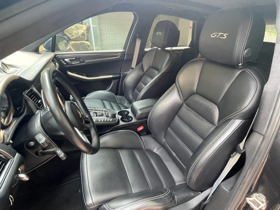 2017 Porsche Macan GTS - Image 15 of 24