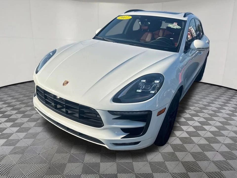 2017 Porsche Macan GTS - Image 11 of 20