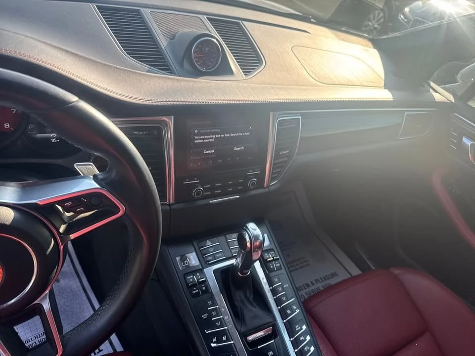2017 Porsche Macan GTS - Image 5 of 20