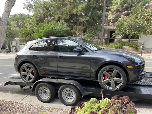 2017 Porsche Macan GTS - Image 11 of 11