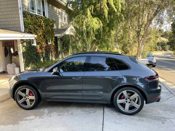 2017 Porsche Macan GTS - Image 10 of 11