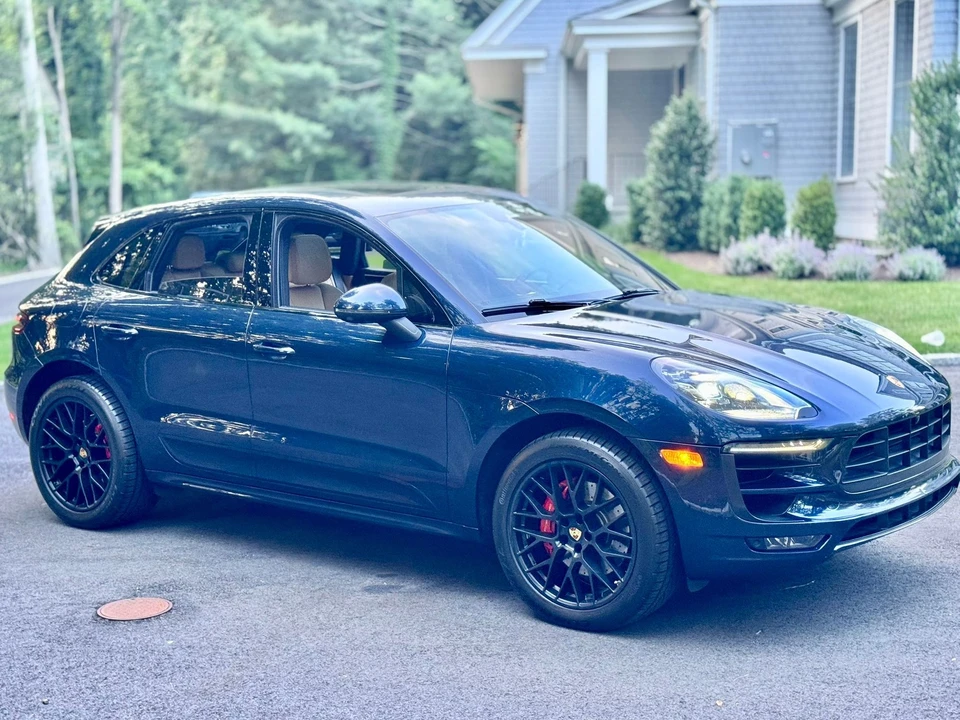 2017 Porsche Macan GTS - Image 4 of 31