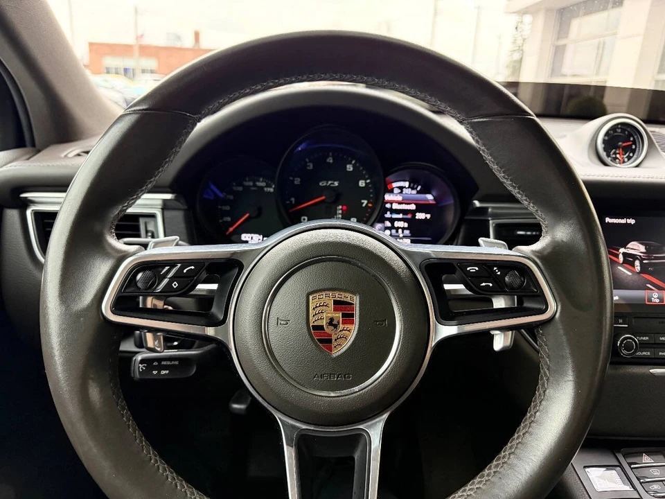 2017 Porsche Macan GTS - Image 17 of 21