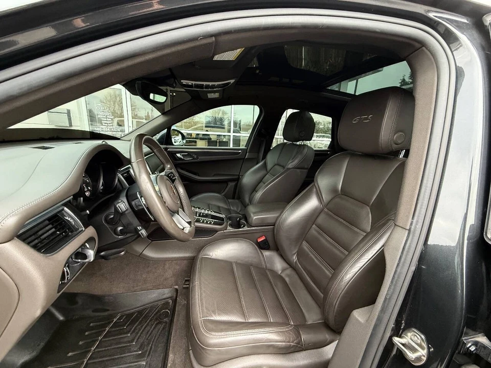 2017 Porsche Macan GTS - Image 9 of 21