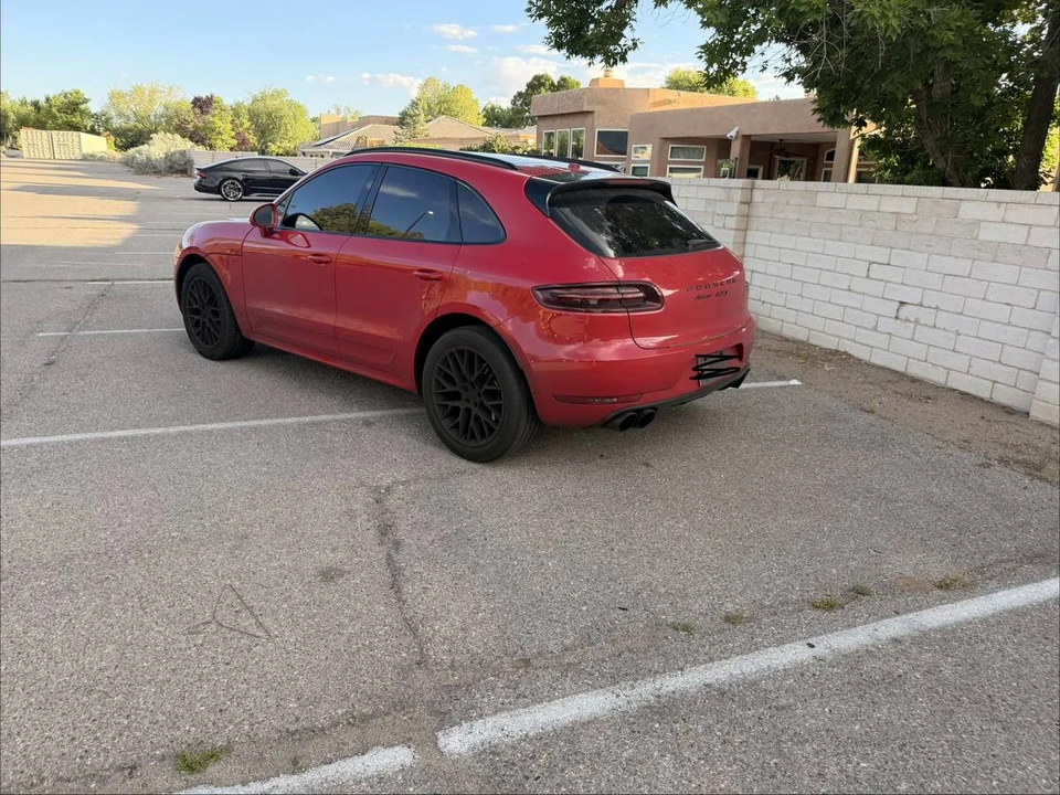 2017 Porsche Macan GTS - Image 4 of 10
