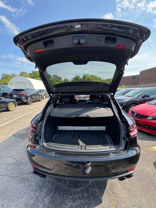 2017 Porsche Macan GTS - Image 7 of 13