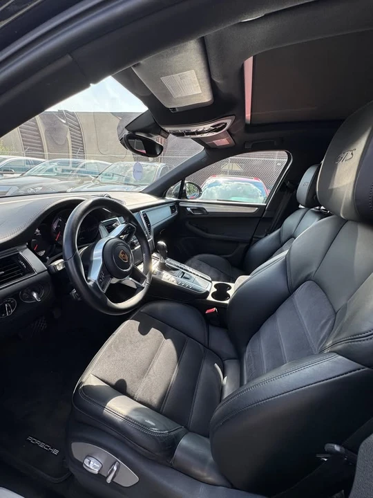 2017 Porsche Macan GTS - Image 10 of 13