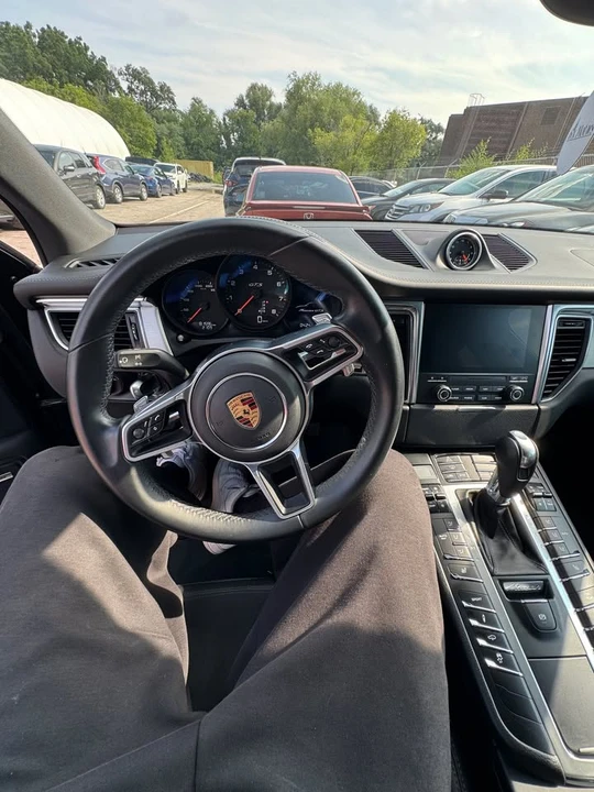 2017 Porsche Macan GTS - Image 12 of 13
