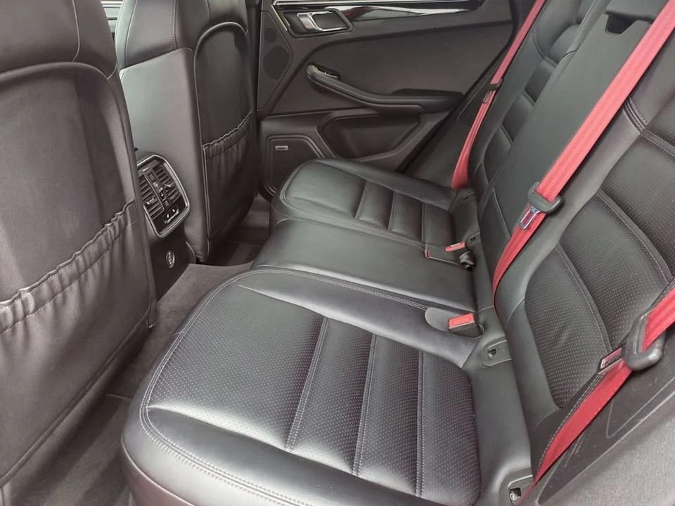 2017 Porsche Macan GTS - Image 10 of 15