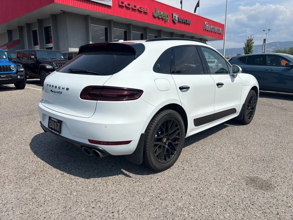 2017 Porsche Macan GTS - Image 4 of 9