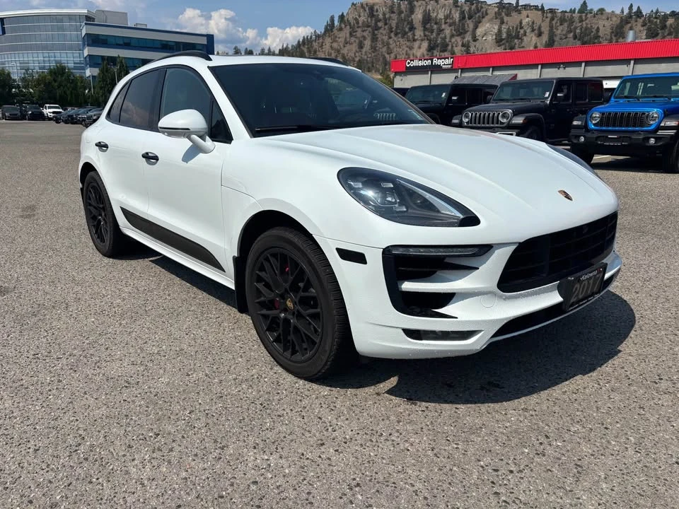 2017 Porsche Macan GTS - Image 2 of 9