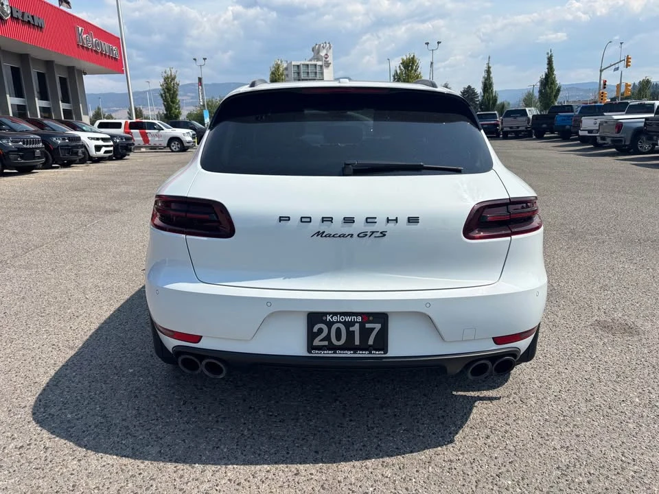 2017 Porsche Macan GTS - Image 5 of 9