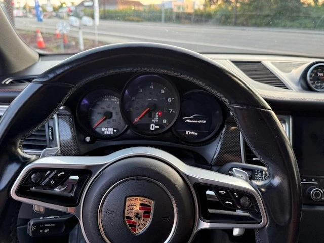 2017 Porsche Macan GTS - Image 8 of 15