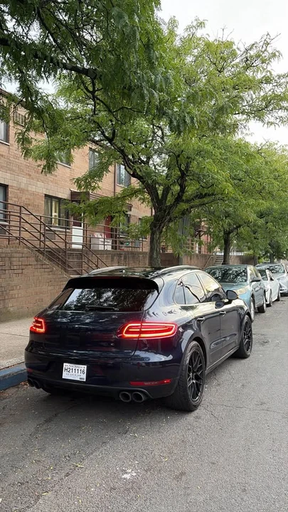 2017 Porsche Macan GTS - Image 3 of 3