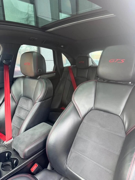 2017 Porsche Macan GTS - Image 16 of 16