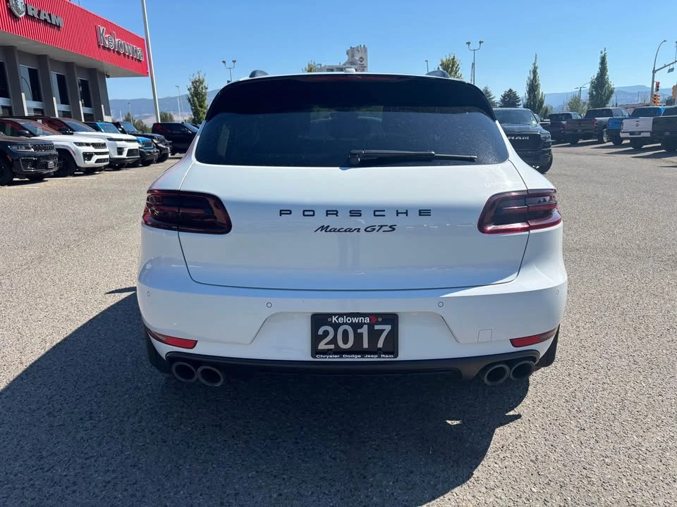 2017 Porsche Macan GTS - Image 5 of 11