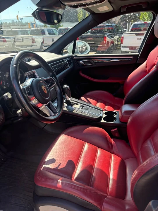2017 Porsche Macan GTS - Image 10 of 11