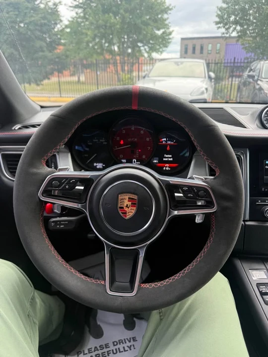 2017 Porsche Macan GTS - Image 18 of 20