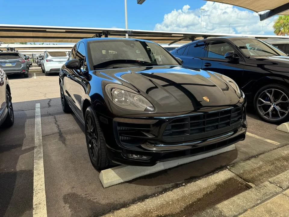 2017 Porsche Macan GTS - Image 2 of 10