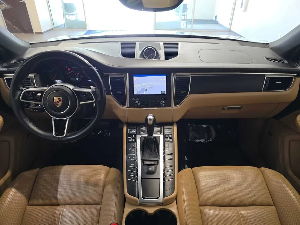 2017 Porsche Macan GTS - Image 8 of 15