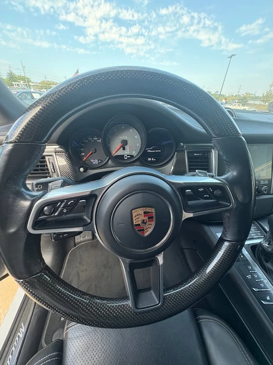 2017 Porsche Macan GTS - Image 7 of 15