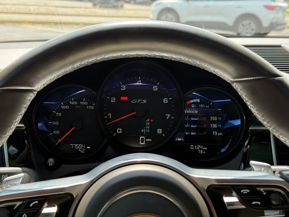 2017 Porsche Macan GTS - Image 10 of 20