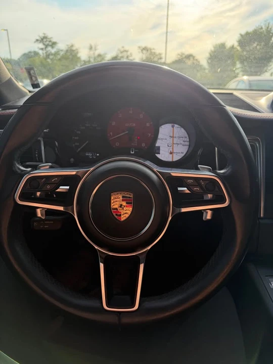 2017 Porsche Macan GTS - Image 11 of 17