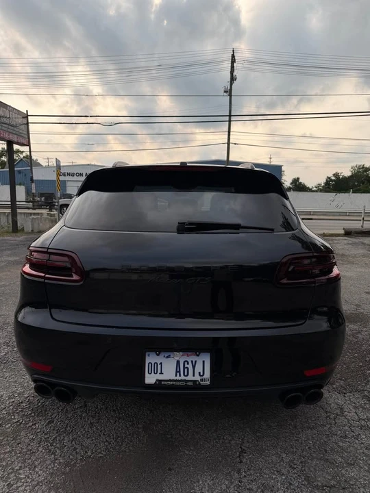 2017 Porsche Macan GTS - Image 5 of 17