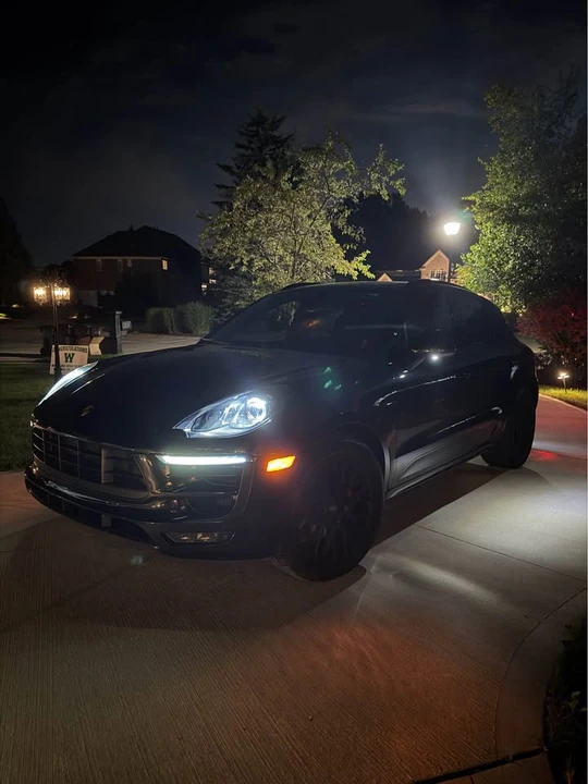 2017 Porsche Macan GTS - Image 17 of 17