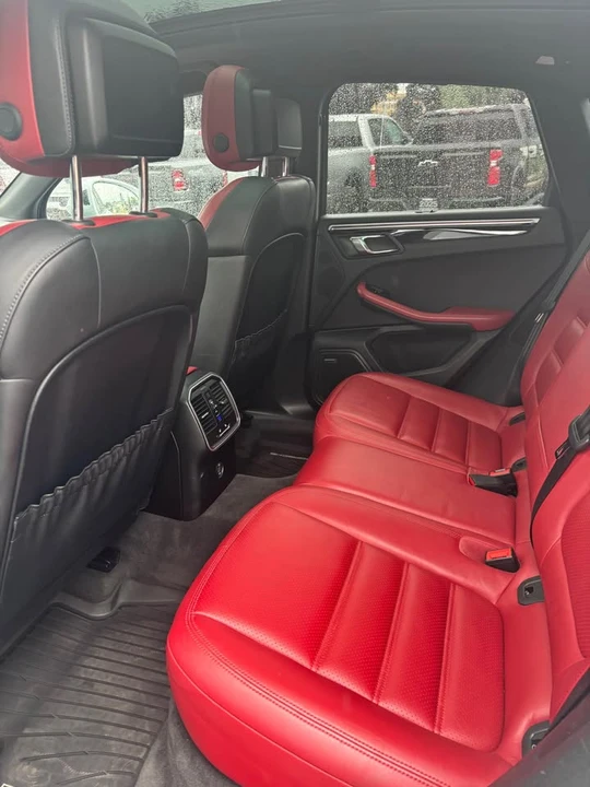 2017 Porsche Macan GTS - Image 6 of 9