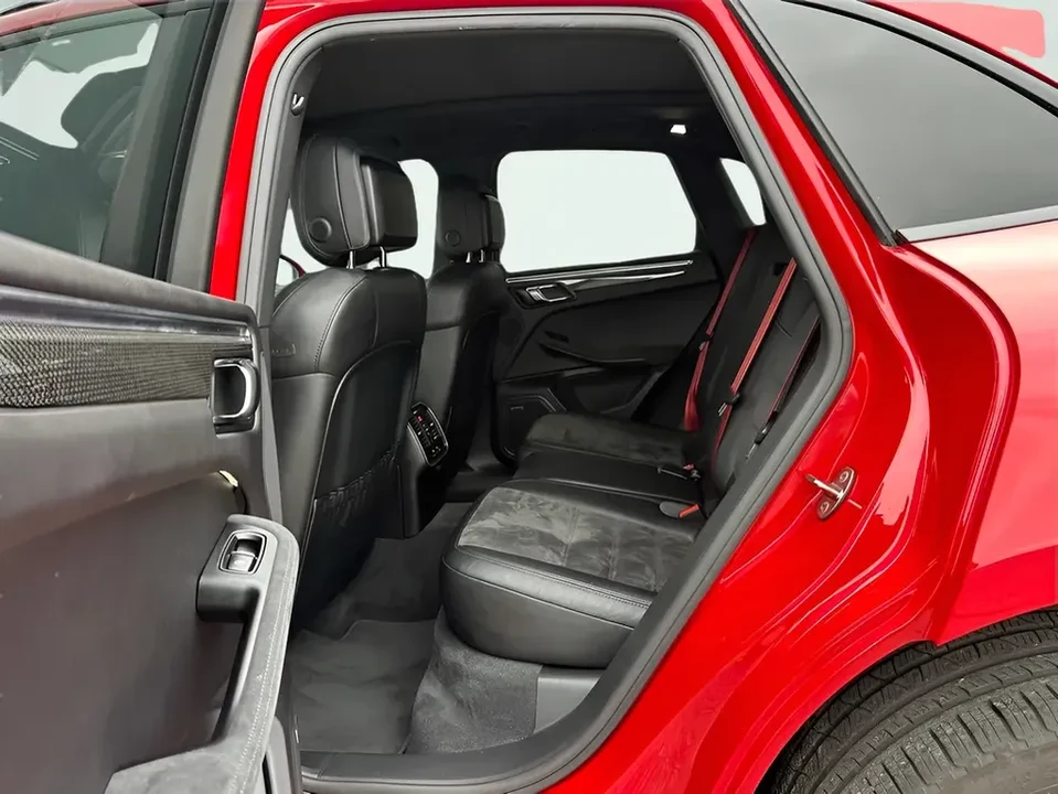 2017 Porsche Macan GTS - Image 20 of 20