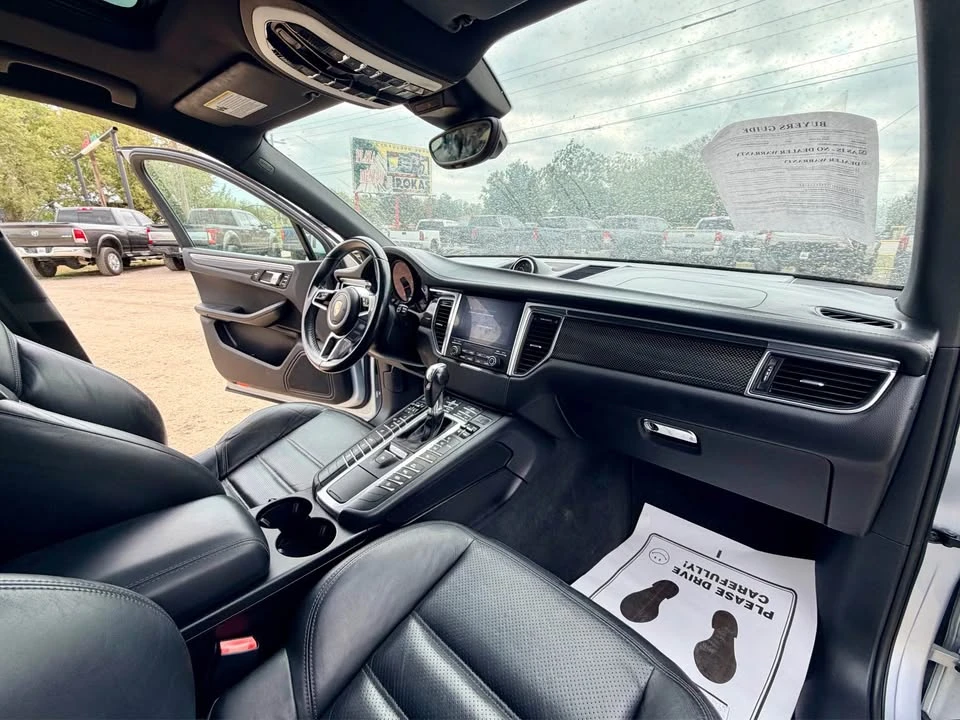 2017 Porsche Macan GTS - Image 9 of 9