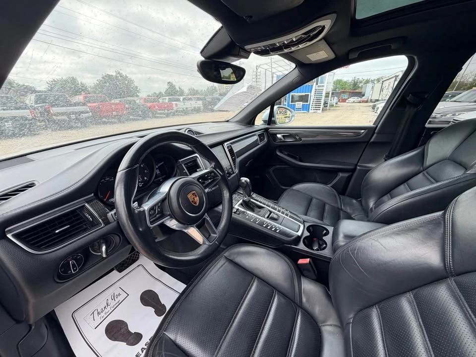 2017 Porsche Macan GTS - Image 6 of 9