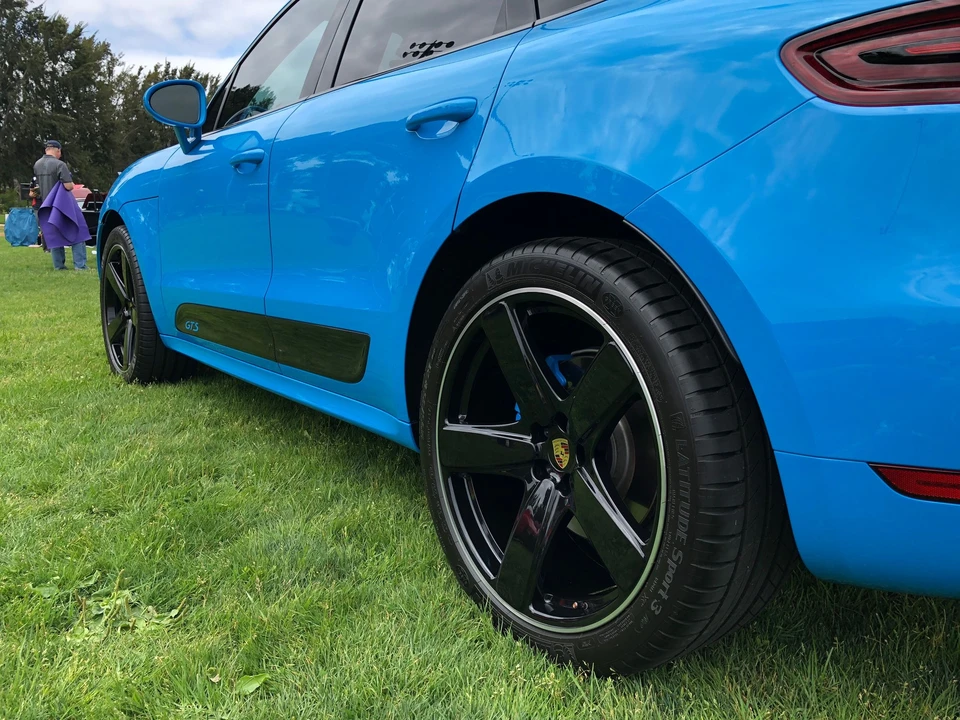 2017 Porsche Macan GTS - Image 13 of 16