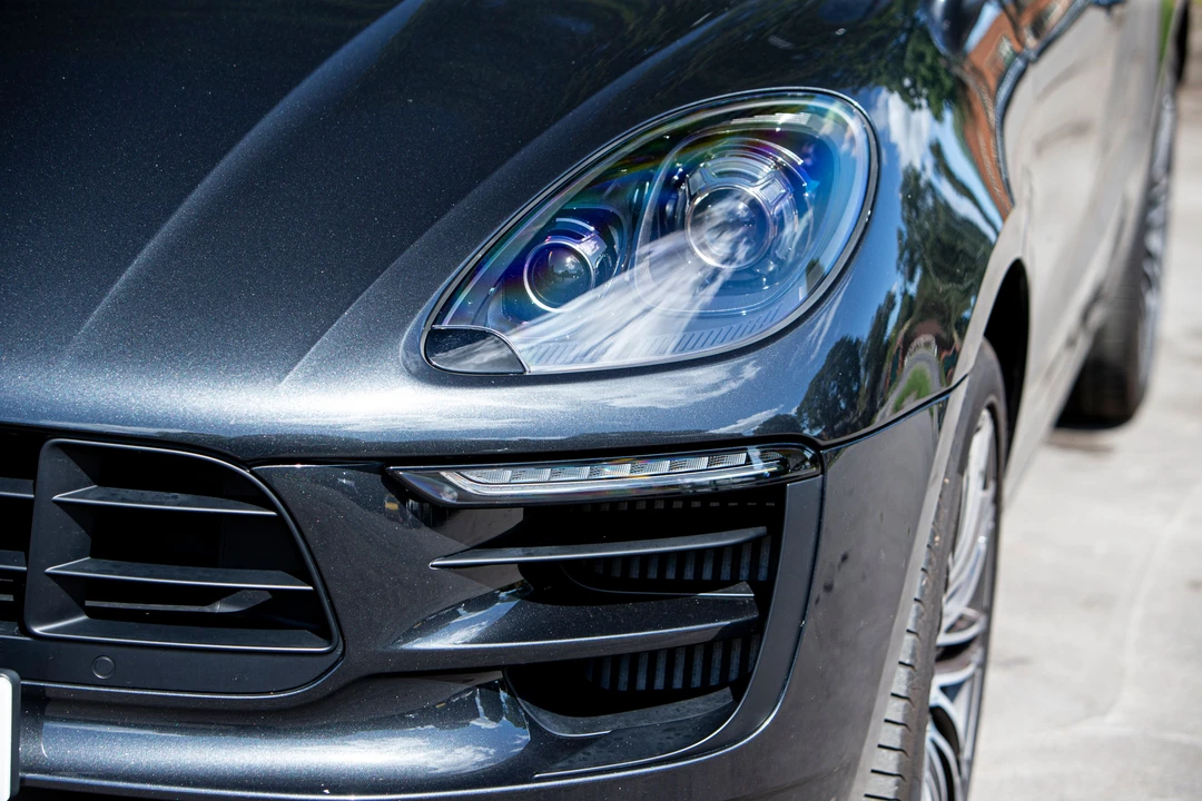 2017 Porsche Macan GTS - Image 4 of 18