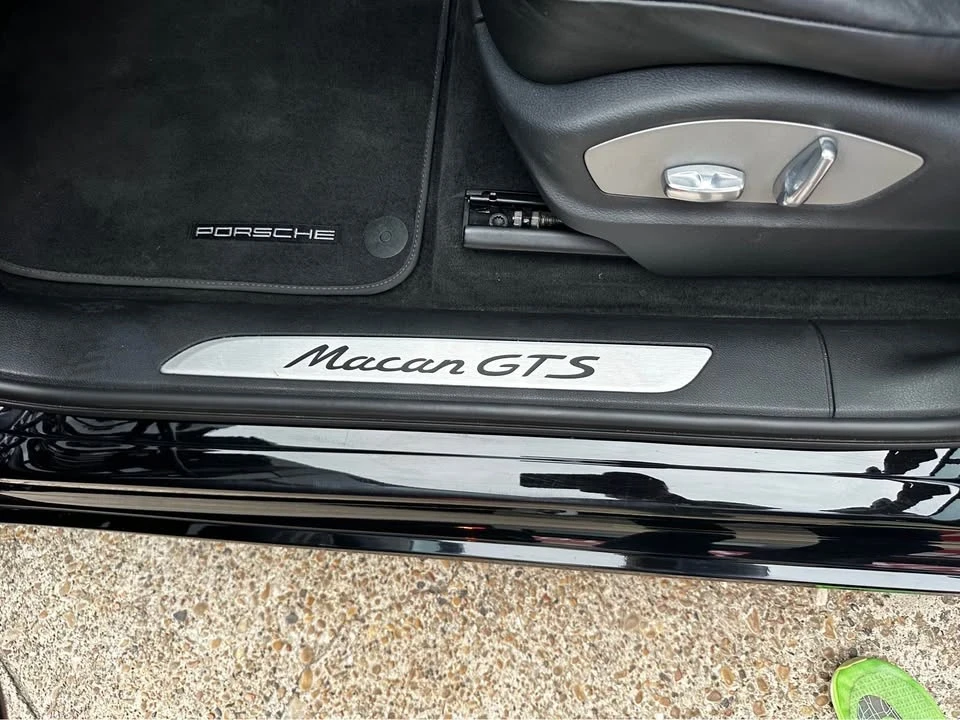 2017 Porsche Macan GTS - Image 15 of 16