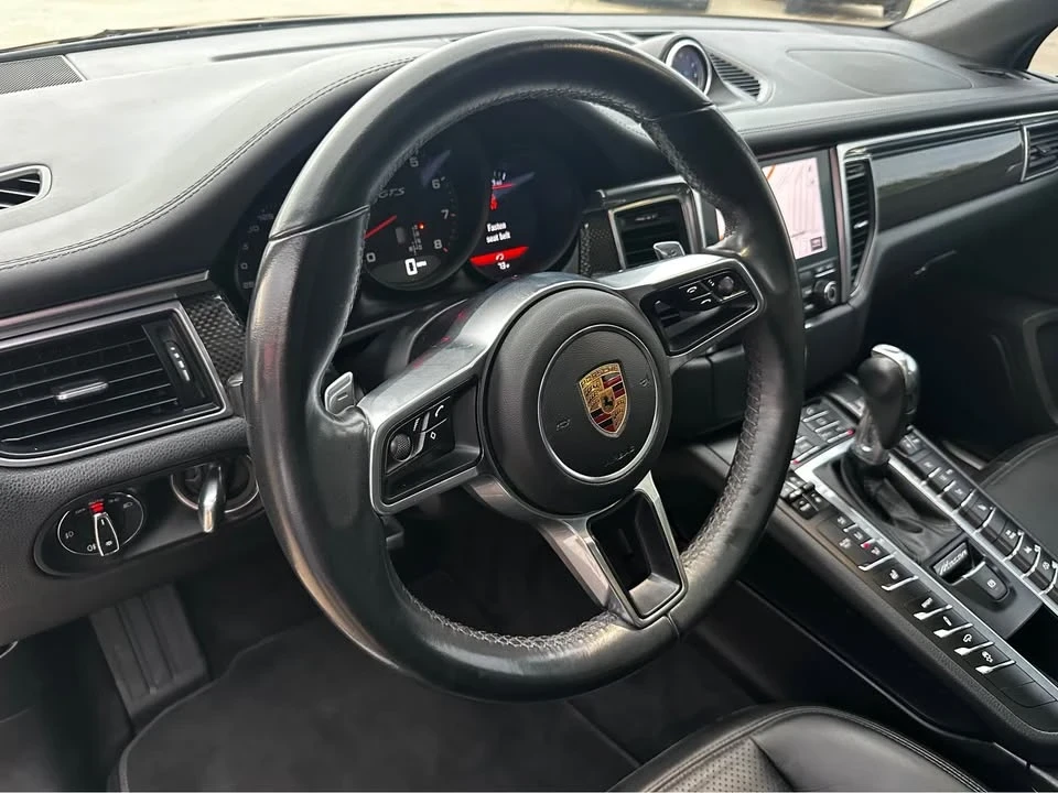 2017 Porsche Macan GTS - Image 11 of 16